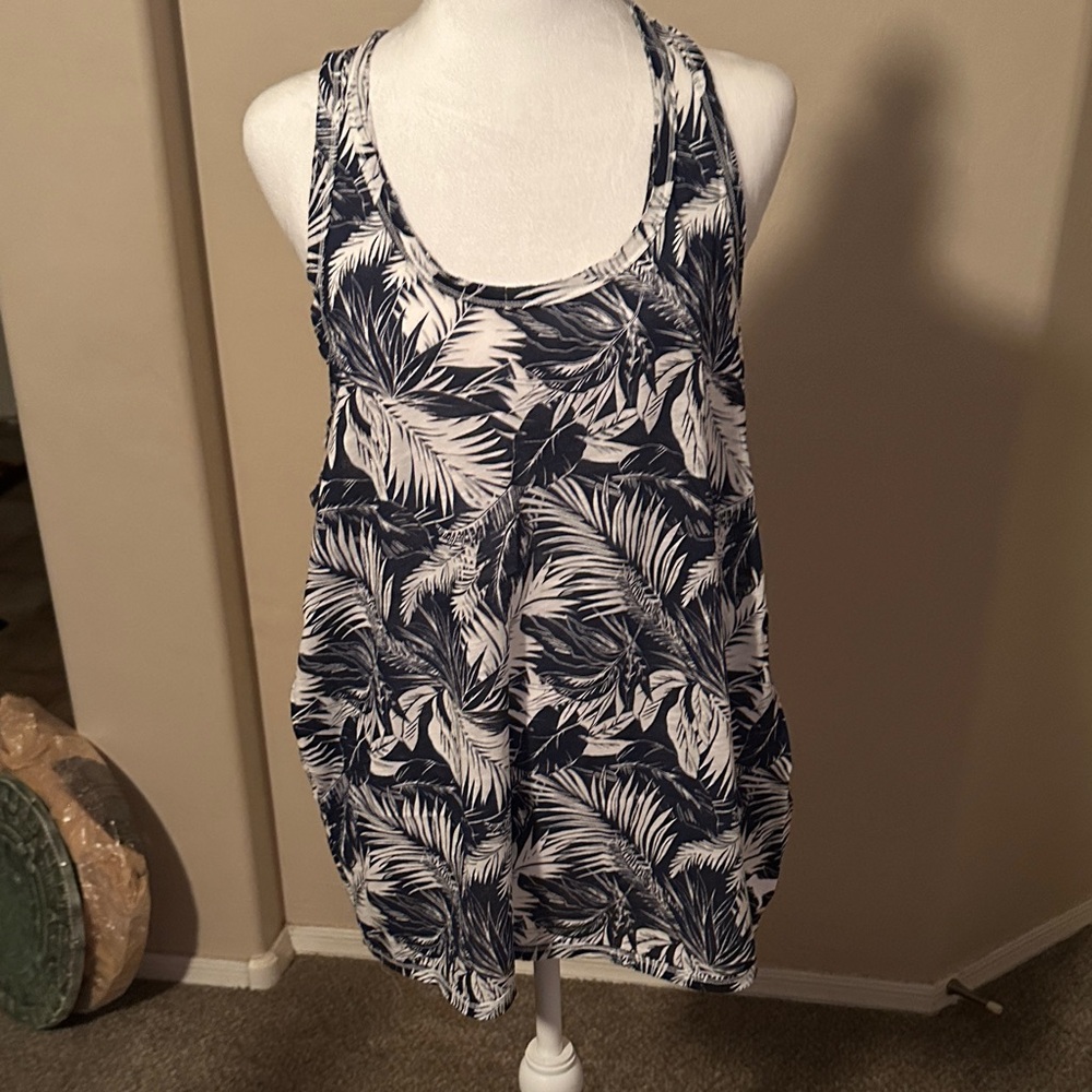 Vs pink Tropical Leaf Print Women's Tank Top